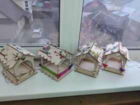 История помнит все. Синичкин день отмечается 12 ноября..