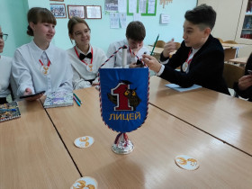 "Русский мир".