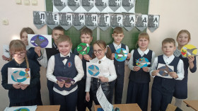 С 22 по 26 января ученики 3 А класса участвовали в акции, посвященной 80-летию снятия блокады Ленинграда..